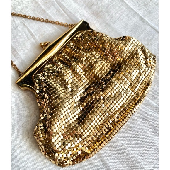 Vintage Whiting & Davis Goldtone Metal Mesh Mini Evening Bag Clutch Wristlet - Picture 3 of 17
